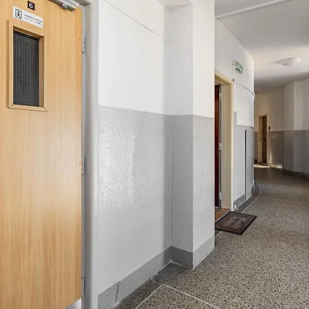 Historic Soul, Modern Apartment *