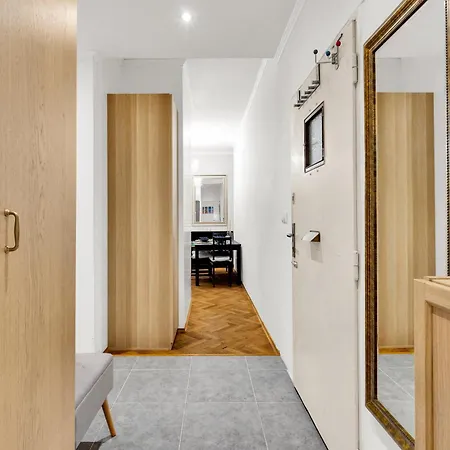 Historic Soul, Modern Appartement Bratislava